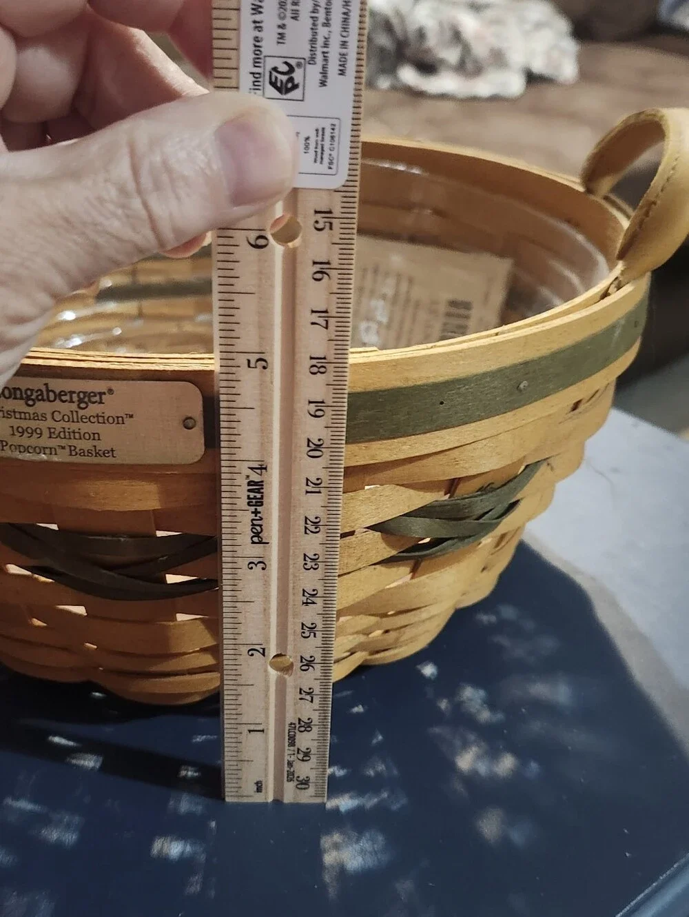 Longaberger Natural and Olive Woven Popcorn Basket with Protector & Lid. 1999
